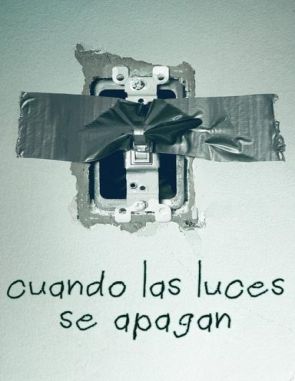 Cuando las luces se apagan (2024) (Películas)