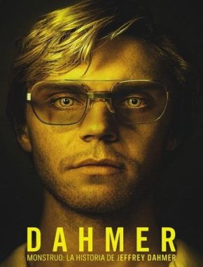 Dahmer_-_Monstruo_La_historia_de_Jeffrey_Dahmer Dahmer - Monstruo: La historia de Jeffrey Dahmer (2022) (Serie)