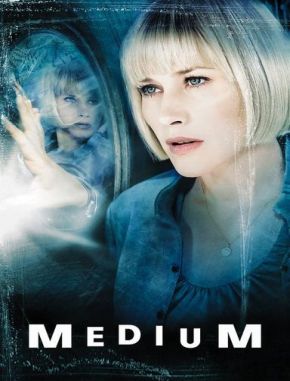 Medium Medium (2005) (Serie)
